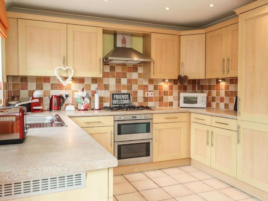 Stunning Seaviews - Beach House - Jacuzzi Bath Tub Littlestone-on-Sea Eksteriør billede